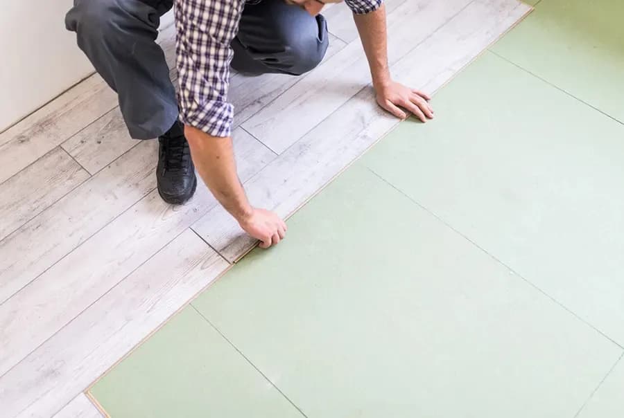 Jaka grubość styropianu pod ogrzewanie podłogowe, aby uniknąć problemów?